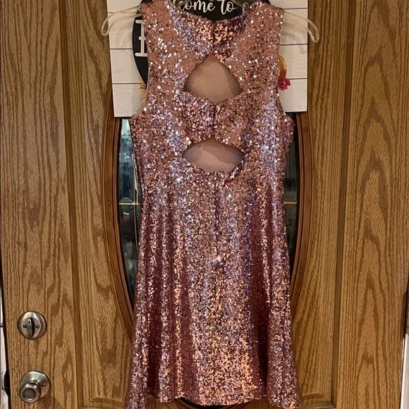 Speechless Sparkling Pink Sequin Mini Dress - Picture 4 of 6